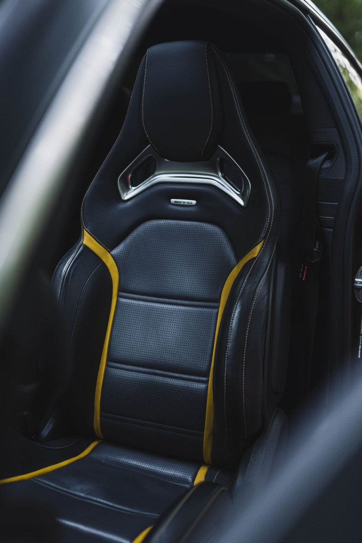 MERCEDES C63s AMG COUPE