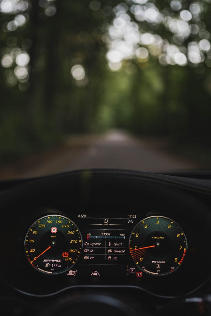 MERCEDES C63s AMG COUPE