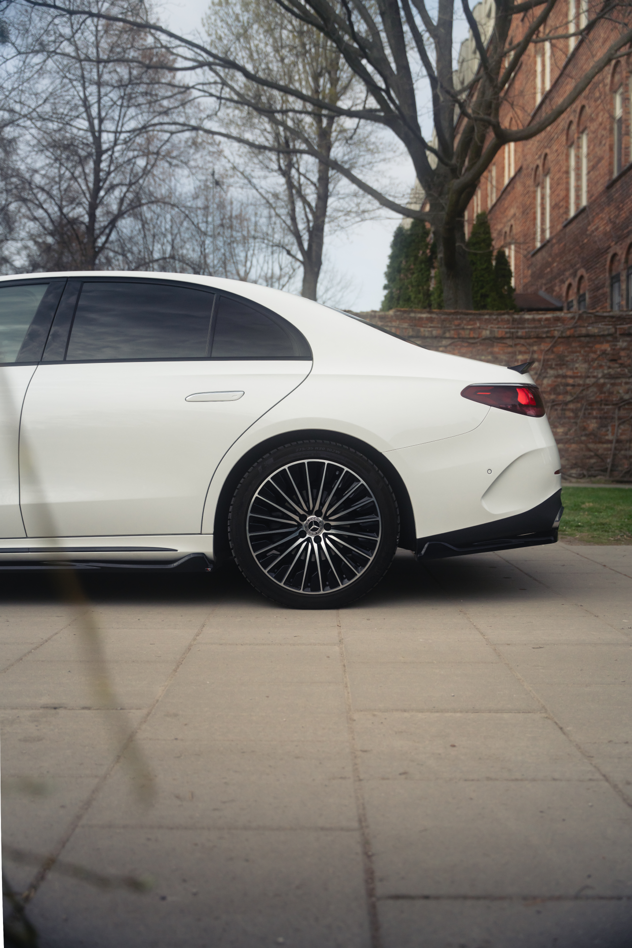 MERCEDES E 220d 4matic